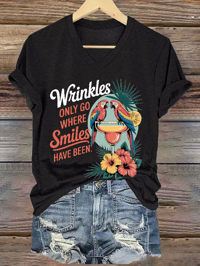 Women's Retro Wrinkles Only Go Where Smiles Have Been Print T-Shirt