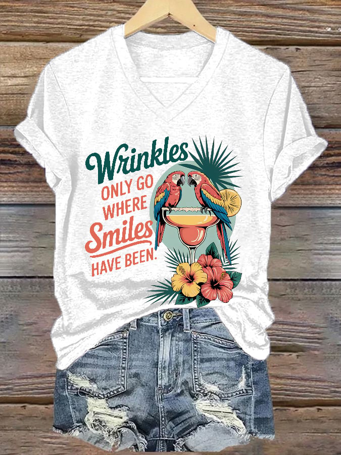 Women's Retro Wrinkles Only Go Where Smiles Have Been Print T-Shirt