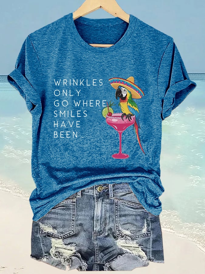 Retro Wrinkles Only Go Where Smiles Have Been Print T-Shirt