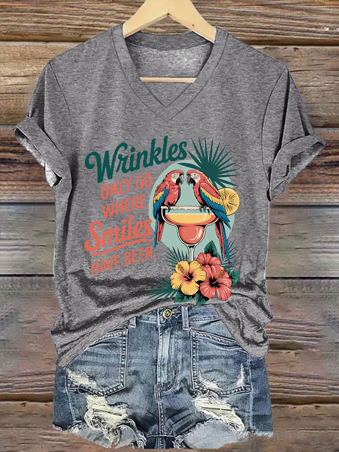 Women's Retro Wrinkles Only Go Where Smiles Have Been Print T-Shirt